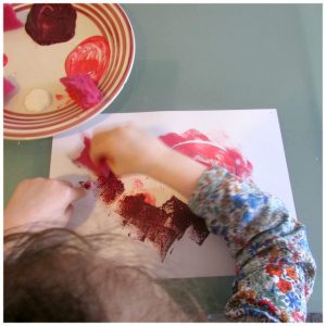 Arty Crafty Kids - Handprint Heart Kid Art