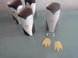 Arty Crafty Kids - Paper Penguin Roll 