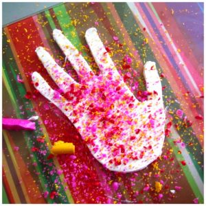 Arty Crafty Kids - Messy Handprint Bowl