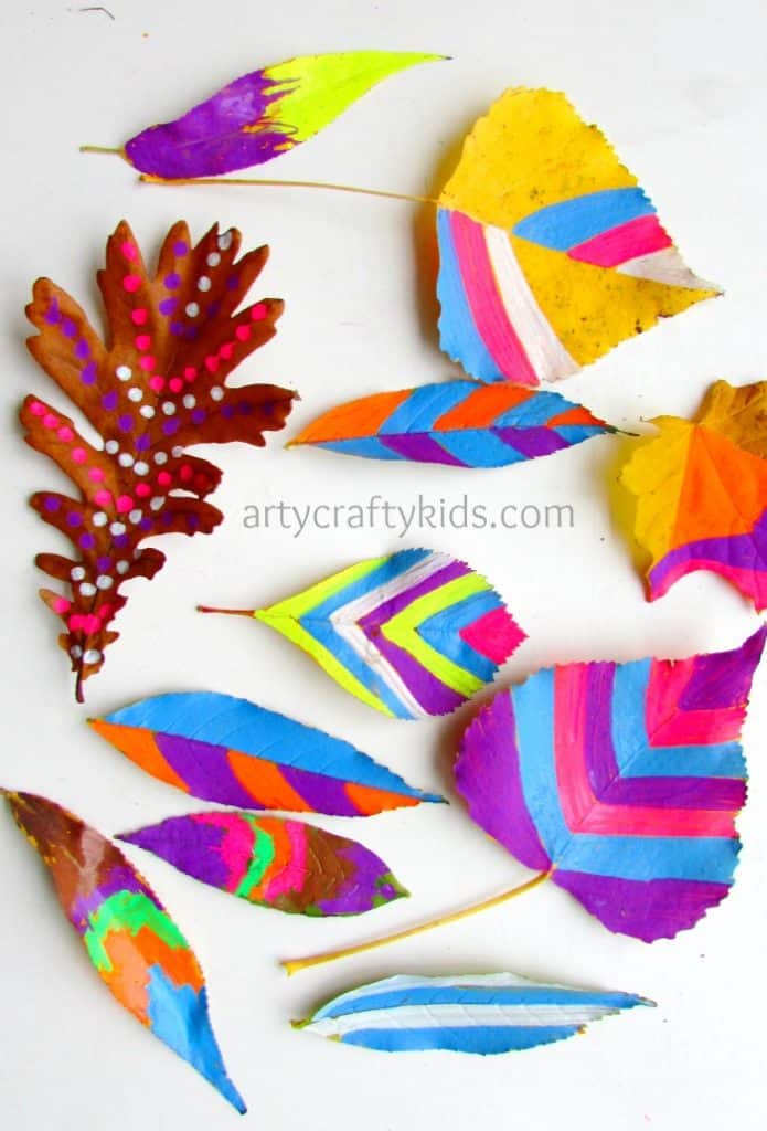 Arty Crafty Kids - Art - Art Ideas for Kids - Leaf Chalk Art