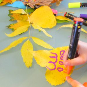Arty Crafty Kids - Art - Art Ideas for Kids - Leaf Chalk Art 