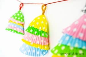 Arty Crafty Kids - Craft - Christmas Craft for Kids - Cupcake Liner Christmas Trees