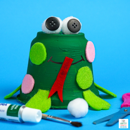 Learn how to make a recycled frog craft with the kids this Spring! Whether it's for a spring themed craft or learning about the life cycle of a frog.