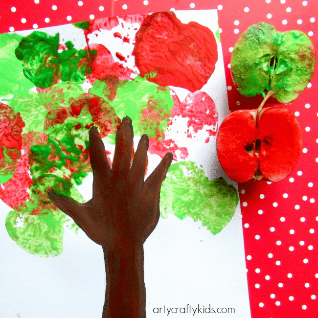 How to Make a Paper Plate Autumn Tree Craft (Easy!) - Arty Crafty Kids