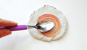 Arty Crafty Kids - Craft - Crafts for Tweens and Teens - Yarn Trinket Bowls