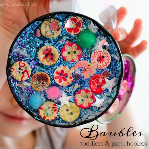 Arty Crafty Kids - Craft - Kids Christmas Craft - Jar Lid Baubles Easy Christmas Craft