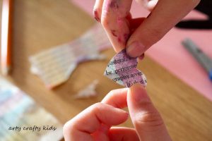 Arty Crafty Kids - Art - Valentines - Handprint Heart Valentine Tree