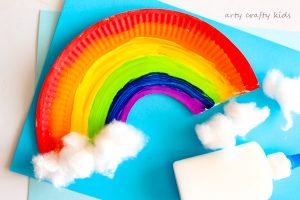 Arty Crafty Kids | Craft | Easy Paper Plate Rainbow Craft | A simple paper plate rainbow craft for kids. A super cute St Patrick's Day Craft or Spring Craft.