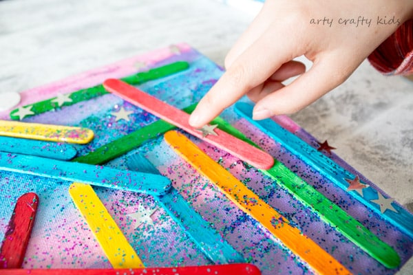 Arty Crafty Kids | Art | Craft Stick Canvas Art | Get arty with popsicle sitcks! a fun and unique art projects for kids.