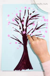 Arty Crafty Kids | Art | Spring Crafts for Kids | Finger Print Spring Blossom Tree | A fun and hands on way for toddlers and preschoolers to explore the changing seasons. A great spring craft for kids.