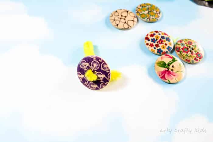 Arty Crafty Kids | Craft | Spring Crafts for Kids | Craft | 3D Tissue Paper Flower | An easy Flower Craft for Kids