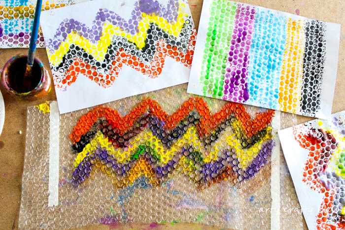 Easy and Fun Bubble Wrap Stamp Art for Kids - Crafting A Fun Life