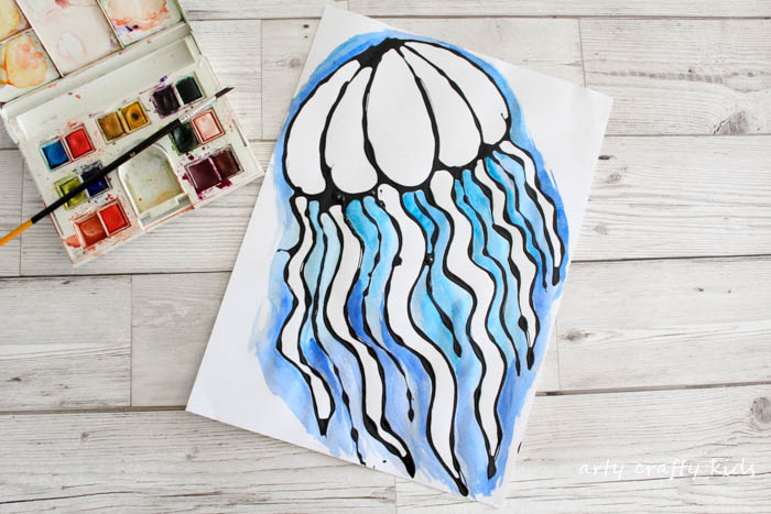 Arty Crafty Kids | Art | Black Glue Jellyfish Art | A fun under the sea art project for kids using black glue resist and watercolours to create a gorgeous Jellyfish