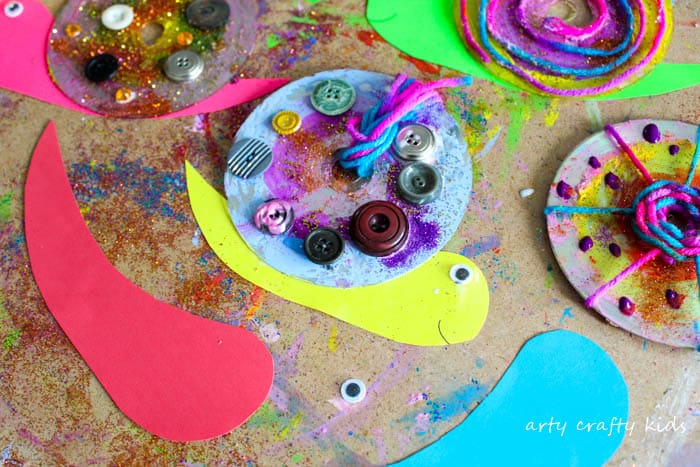 Arty Crafty Kids | Craft | Easy CD Snail Craft | A super fun and funky snail craft for kids!