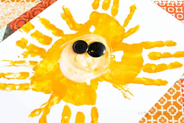 Arty Crafty Kids | Art | Easy Handprint Sunflower Craft | A super cute sunflower handprint craft for kids!