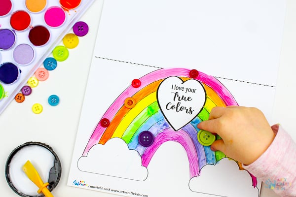 Arty Crafty Kids | Craft | Printable Rainbow 'I Love Your True Colours' Card - A beautiful printable greetings card for kids to colour. Perfect for Mother's Day, Valentine's Day, Birthday's or just because days #kidscards #kidscrafts #printable #rainbowcrafts #kidscrafts