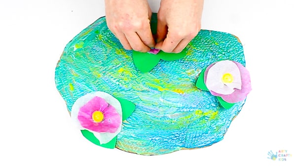 Arty Crafty Kids | Art for Kids | Claude Monet Water Lilies Art Project for Kids #famousartists #kidsart #artforkids #monetforkids