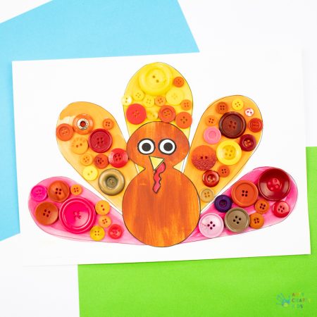 Arty Crafty Kids - Button Turkey Craft for Kids - A fun and simple Thanksgiving craft for kids with a free template included!