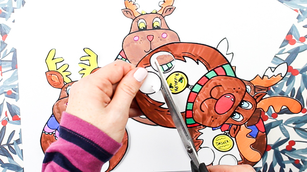 Arty Crafty Kids | Printable Reindeer Finger Puppets - Chose from Rudolf, Vixen, Dasher and Dancer to colour in, cut and play with! Adorable, hand drawn Christmas Reindeer finger puppets for kids #printable #christmas #christmascrafts #kidscrafts