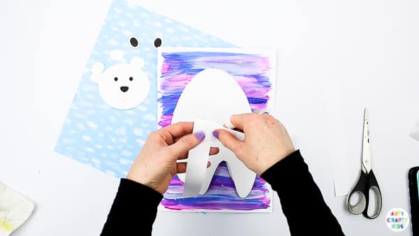Arty Crafty Kids | 3D Polar Bear Winter Craft for kids! Challenge creativity with this playful and fun Printable Polar Bear Craft that wobbles and bounces #kidscrafts #wintercrafts #printable #templates #template #preschoool #earlyyears