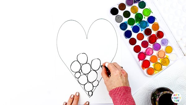 Arty Crafty Kids | Kandinsky Heart Art Project - a simple art idea for kids that explores colour-mixing and encourages children to play with colour combinations. #artycraftykids