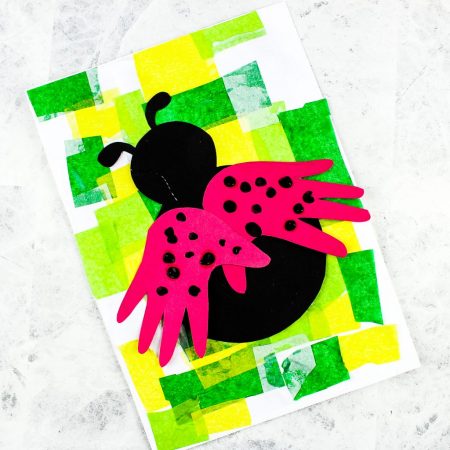 Arty Crafty Kids | Handprint Ladybug Craft - a simple bug art and craft idea for kids to enjoy as part of a minibeast topic. Simply download and print the ladybug printable template to get started!