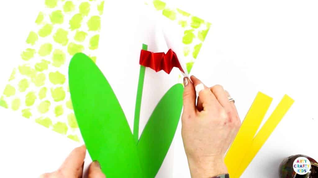 Arty Crafty Kids | 3D Spring Flower Craft for Kids. Using our printable templates, create a Spring Flower that pops from the page! A fun and engaging craft for kids #artycraftykids