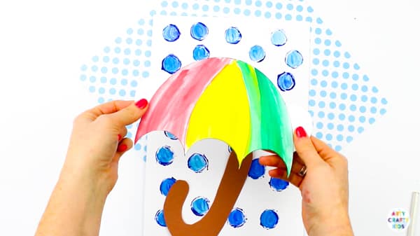 Arty Crafty Kids | April Showers 3D Printable Umbrella Craft  | Spring Craft idea for kids with printable umbrella template @artycraftykids