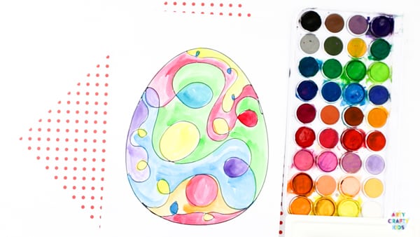 Arty Crafty Kids | Squiggle Line Art Easter Egg Activity for kids, with an Easter Egg Template to download and print. #artycraftykids #eastercrafts