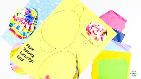 Arty Crafty Kids | How to make a Kid-Made Easter card. Complete with Easter Egg templates!