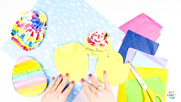 Arty Crafty Kids | How to make a Kid-Made Easter card. Complete with Easter Egg templates!