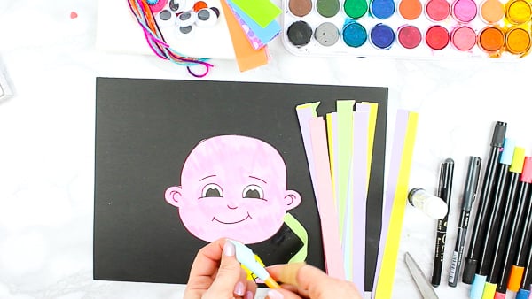 All About Me Crazy Hair Play - A fun printable template for encouraging preschoolers to play with loose parts and play dough to create crazy hair!