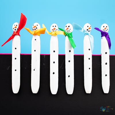 Winter Craft Ideas | Snowmen Peg Ornaments