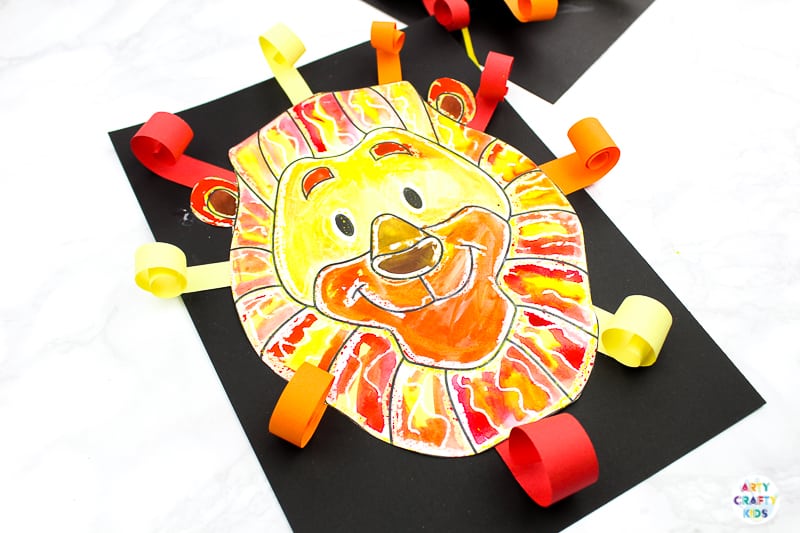 Arty Crafty Kids | Easy Lion Art Project for Kids - A fun and easy art idea for kids to enjoy | Printable lion template available for this easy art project and lion crafts.