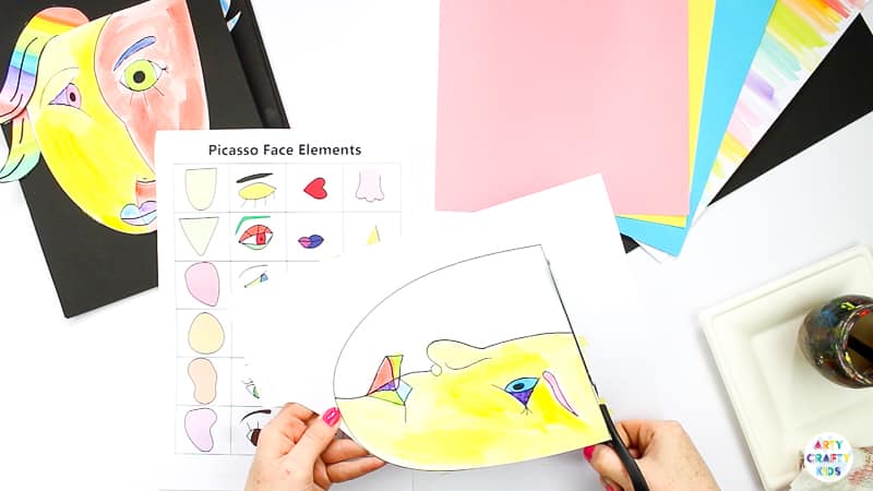 Picasso Faces - Easy Art for Kids. A Picasso art project made easy for kids and teachers, with printable guide for drawing faces and multiple face shapes to complete #artycraftykids #kidsart #artforkids