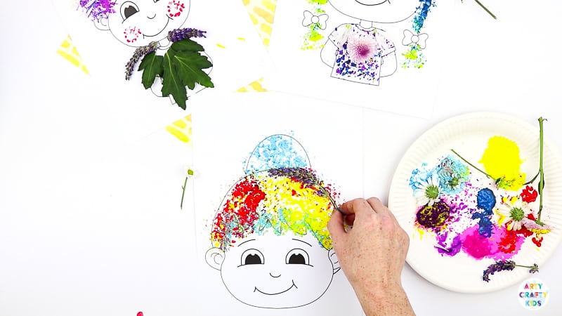 Flower Painting Hair Design - Nature Craft for Kids| A fun and tactile art and craft idea for kids. Use the nature printable templates to create crazy hair styles with flower printing and nature #nature  #naturecrafts #craftsforkids