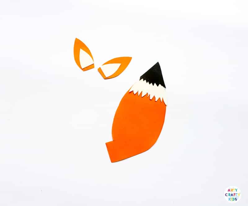 Arty Crafty Kids | Toilet Paper Roll Fox Craft for kids to make this Autumn. Using paper and recycled materials to create the cutest Fox Craft.