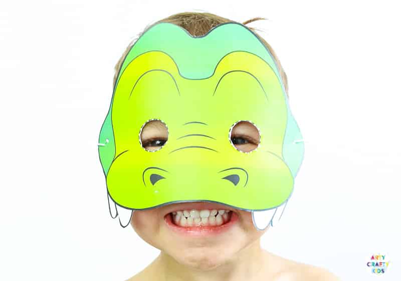 10 Printable Safari Animal Masks for Kids | A super cute collection of animal face masks for kids to colour in and assemble. Great for role-play and an animal themed party! #artycraftykids