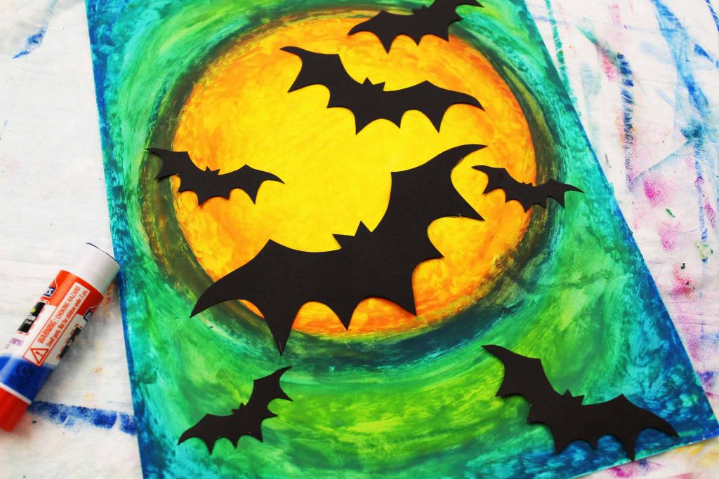 Arty Crafty Kids | Oil Pastel Bat Silhouette Art for Kids