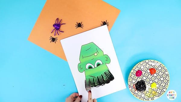 Arty Crafty Kids | Fork Painted Monster Hair - Halloween Crafts for Kids. Children can complete the monster templates (available in colour and black & white) using different painting techniques.