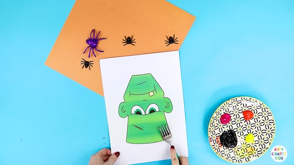 Arty Crafty Kids | Fork Painted Monster Hair - Halloween Crafts for Kids. Children can complete the monster templates (available in colour and black & white) using different painting techniques.