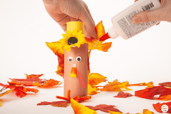 Arty Crafty Kids | Toilet Paper Roll Turkey Craft for Kids