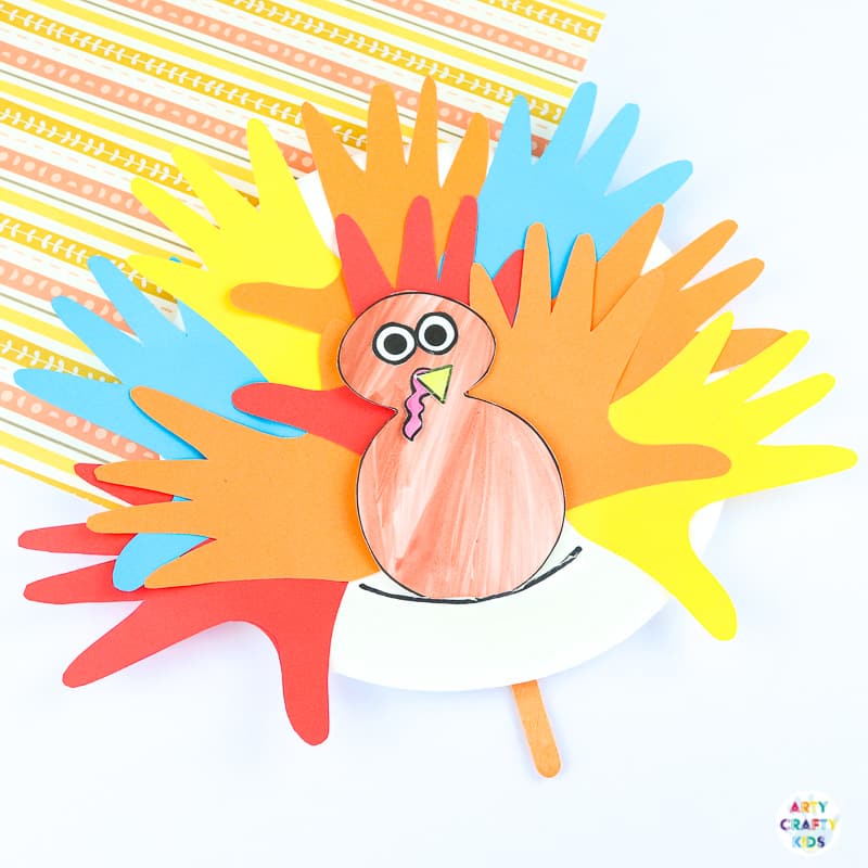 Arty Crafty Kids | Paper Plate Handprint Turkey Craft