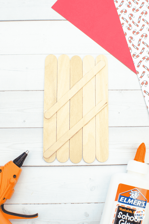 How to Make a Craft Stick Snowman Ornament - An Easy Christmas Crafts for Kids.