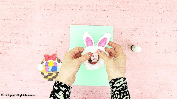 Make an adorable Easter Bunny Photo Card with the kids the Easter. A cute, fun and easy Easter craft kids will love.