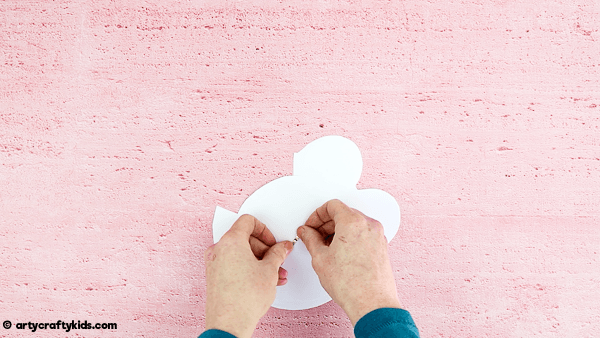 Explore the life cycle of a frog with this fun and engaging frog life cycle spinner craft. A great learning resource for kids