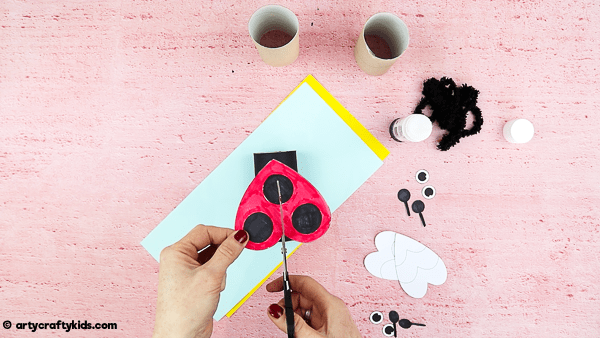 It's time to raid the recycling bin and gather some paper rolls to make adorable Toilet Paper Roll Bugs! This is a super easy bug craft for kids to help bring the outside, inside.