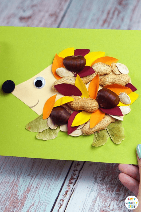 Natures changing colors and textures always inspire our creativity. So if you're looking for a lovely, easy fall craft to help little ones welcome the changing season, this nature hedgehog craft is for you.