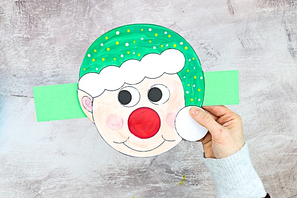 Moving Eyes Elf Craft: A engaging paper craft that's fun to make and super fun to play with! Perfect for pre-schoolers and school early years, the craft is nice and easy, meaning children can enjoy it with minimal supervision, and all they need to make it is some card and crayons.