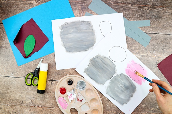 3D Koala Craft for Kids: Celebrate Australia Day with this adorable paper craft for kids - Children can play with paints to create the koalas fur; scrunch and twist tissue paper to make branches and leaves; and use 3D elements to explore depth, perspective and bounce.